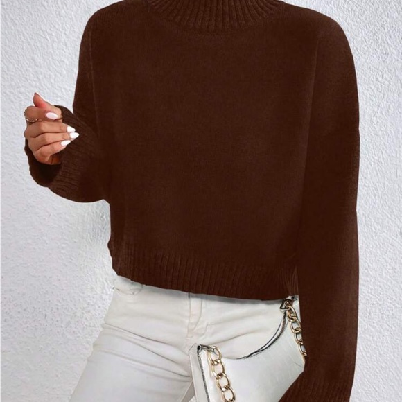 Black Mock neck / turtle neck thick sweater - Picture 5 of 6